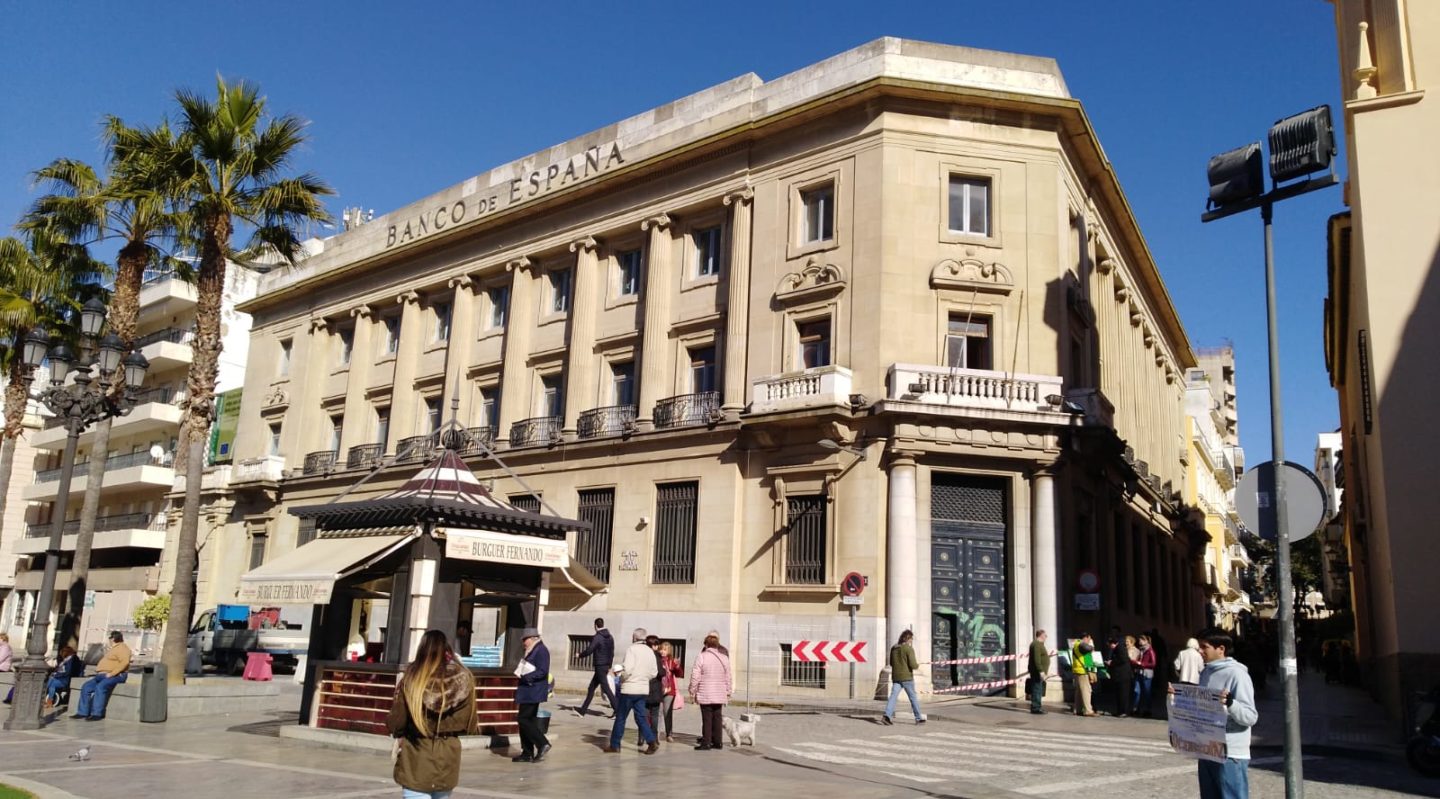 Demolición Banco de España en Huelva - Derribos y Demoliciones
